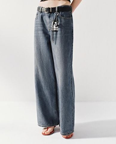  URBAN REVIVO - Quần jeans nữ ống rộng phối thắt lưng 