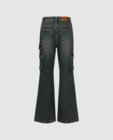  URBAN REVIVO - Quần jeans nữ ống loe phối túi hộp 