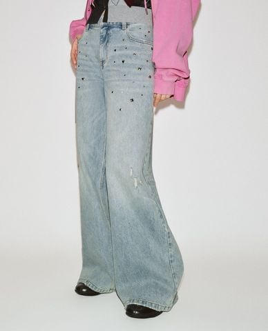  URBAN REVIVO - Quần jeans nữ ống rộng wash bạc đính đá 