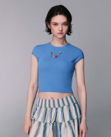  URBAN REVIVO - Áo croptop nữ cổ tròn tay ngắn phom ôm 