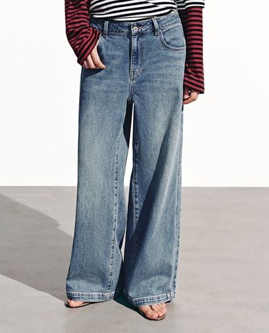  URBAN REVIVO - Quần jeans nữ ống rộng wash bạc 