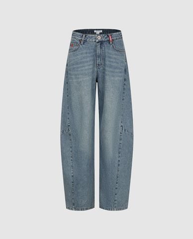  URBAN REVIVO - Quần jeans nữ ống rộng dáng cong 