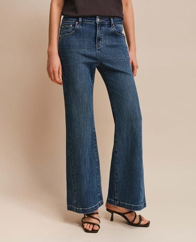  URBAN REVIVO - Quần jeans nữ ống loe cổ điển 