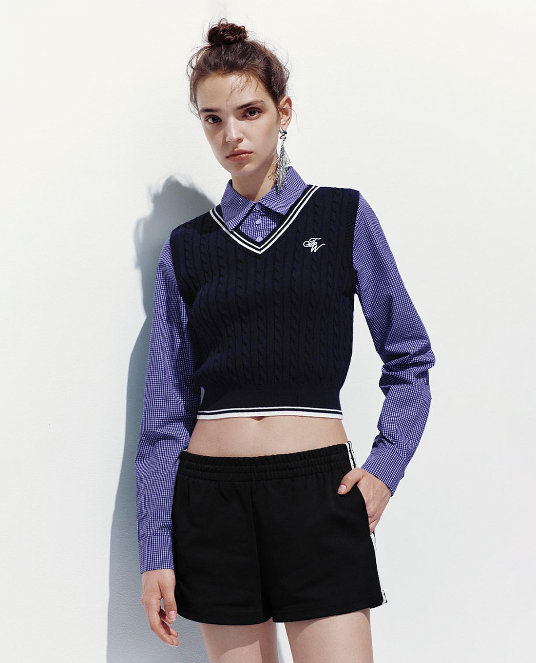 URBAN REVIVO - Áo dệt kim nữ cổ bẻ tay dài 2 In 1