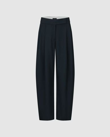  URBAN REVIVO - Quần nữ ống rộng xếp li dáng cong 