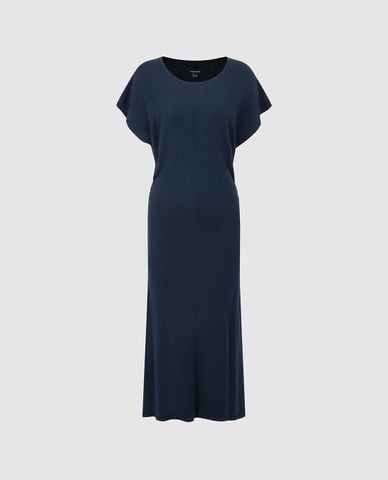  URBAN REVIVO - Đầm dệt kim midi cổ tròn tay ngắn 