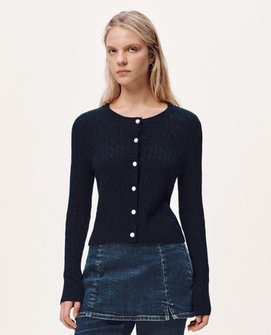  URBAN REVIVO - Áo khoác cardigan nữ cổ tròn tay dài phom ôm 