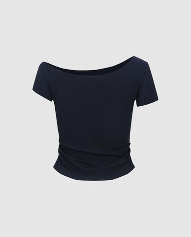  URBAN REVIVO - Áo trễ vai nữ phom ôm cá tính 