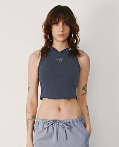  URBAN REVIVO - Áo sát nách nữ phom croptop phối mũ 