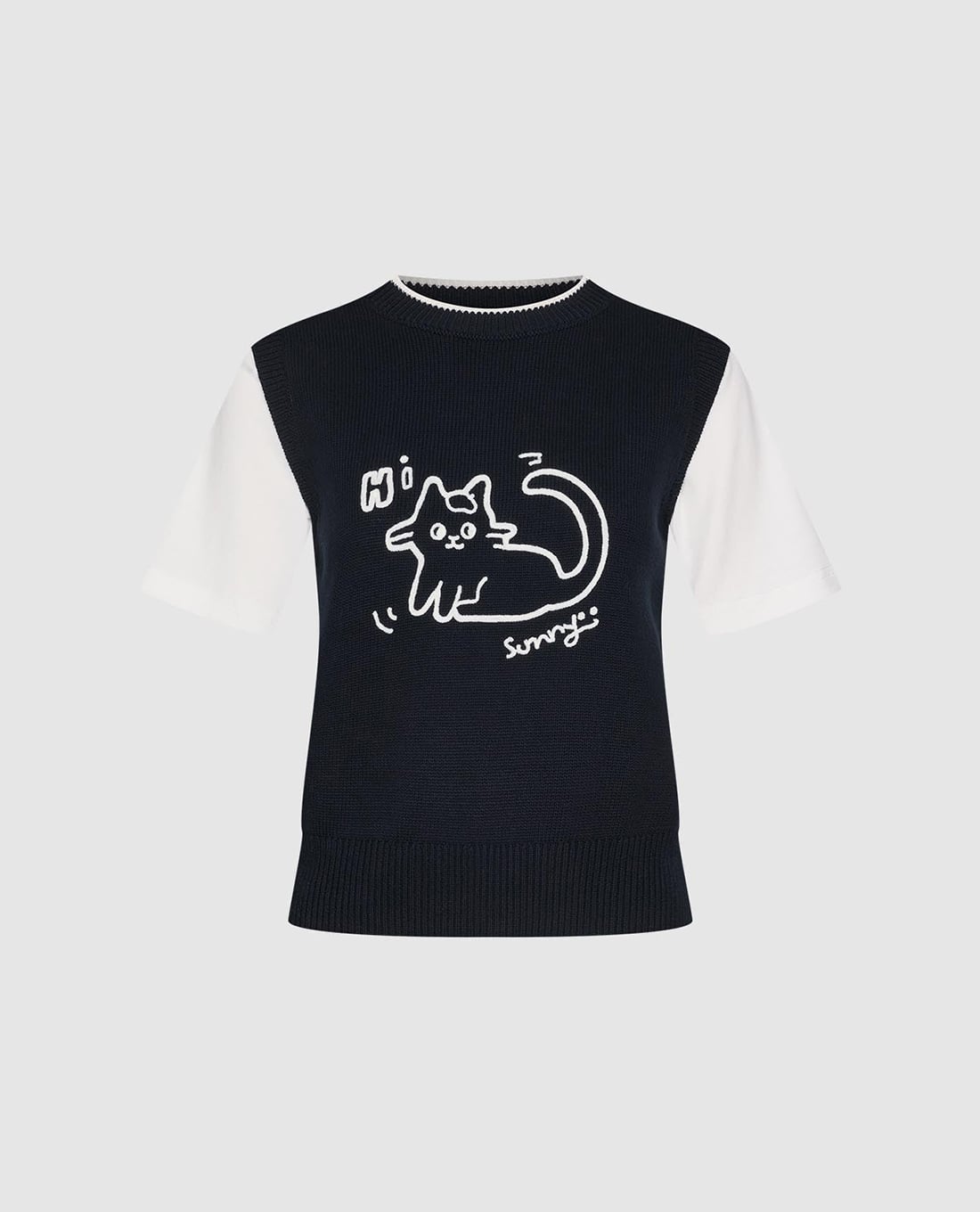 URBAN REVIVO - Áo dệt kim nữ cổ tròn tay ngắn phối họa tiết