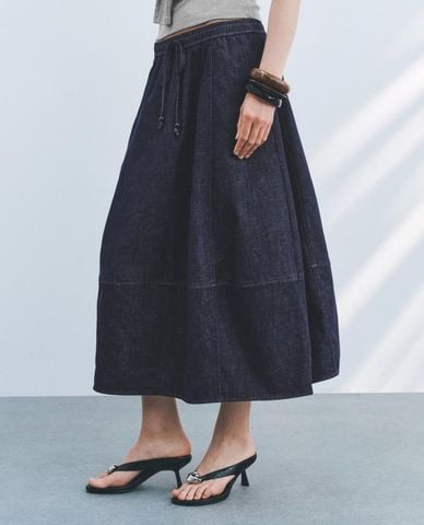  URBAN REVIVO - Chân váy denim midi lưng thun 