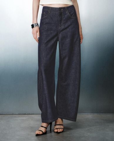  URBAN REVIVO - Quần jeans nữ ống rộng hiện đại 