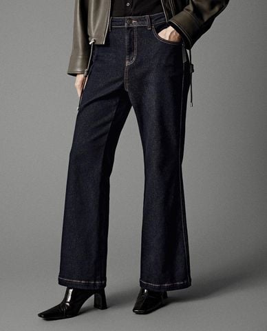  URBAN REVIVO - Quần jeans nữ ống loe lưng cao 