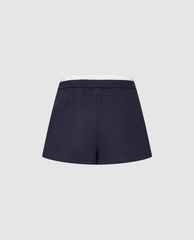  URBAN REVIVO - Quần short giả váy nữ xếp li trẻ trung 