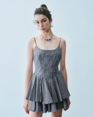  URBAN REVIVO - Đầm hai dây mini caro dáng xòe 