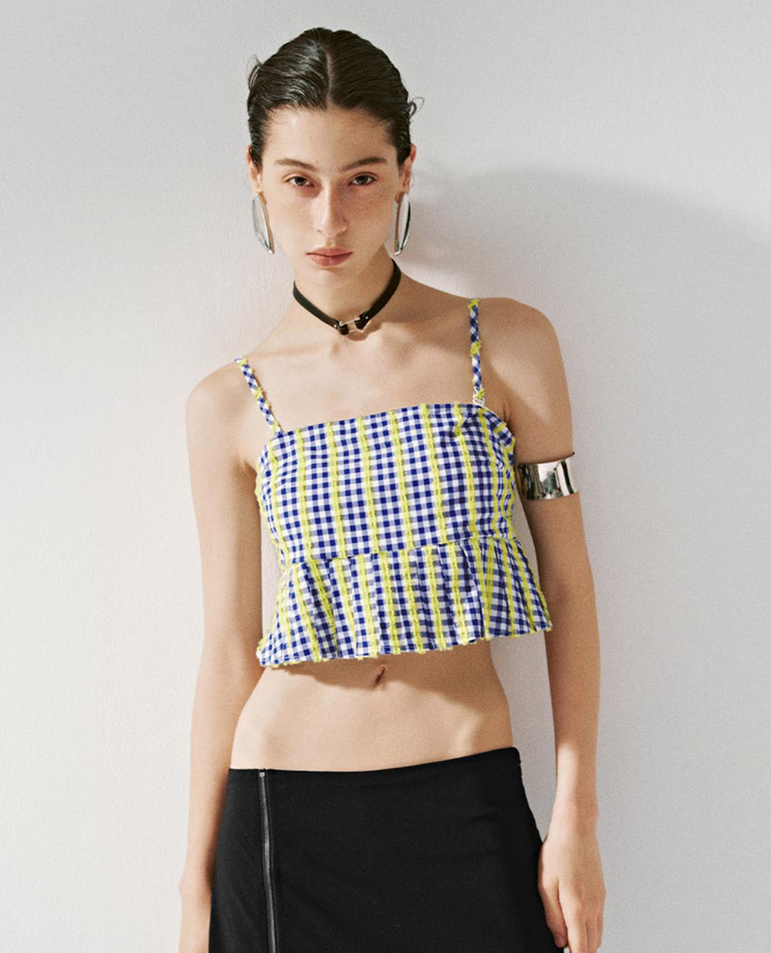 URBAN REVIVO - Áo croptop nữ hai dây Cami