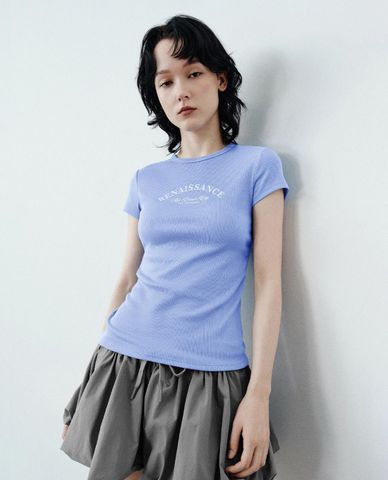  URBAN REVIVO - Áo thun nữ cổ tròn tay ngắn phom ôm 