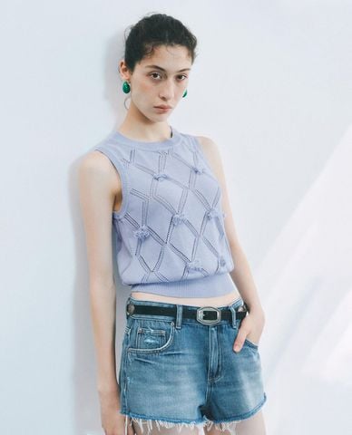  URBAN REVIVO - Áo dệt kim nữ sát nách cổ tròn 