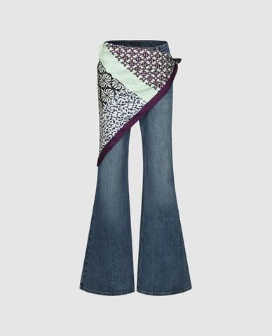  URBAN REVIVO - Quần jeans nữ ống loe wash bạc phối khăn 