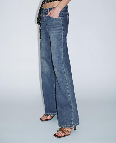  URBAN REVIVO - Quần jeans nữ ống rộng wash bạc 