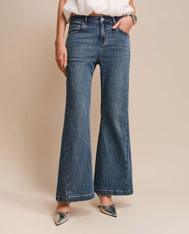  URBAN REVIVO - Quần jeans nữ ống loe thanh lịch 