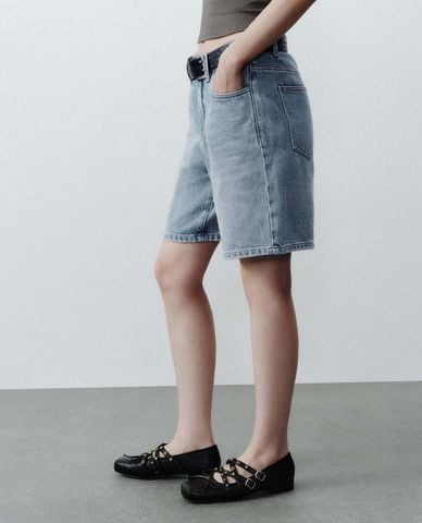  URBAN REVIVO - Quần short jeans nữ kèm thắt lưng 