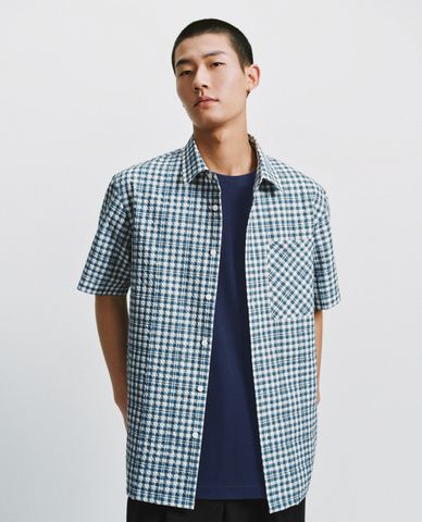  URBAN REVIVO - Áo sơ mi nam cổ bẻ tay ngắn sọc caro 