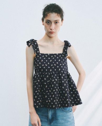  URBAN REVIVO - Áo hai dây nữ cổ vuông phối hoa nhí 