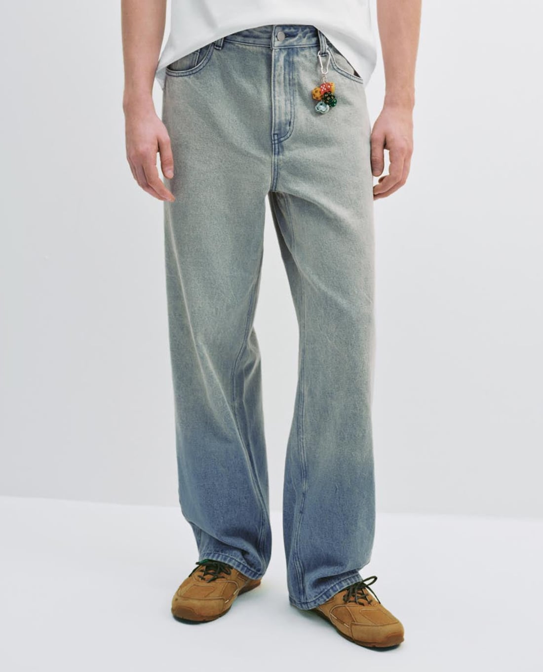 URBAN REVIVO - Quần jeans nam ống rộng loang màu