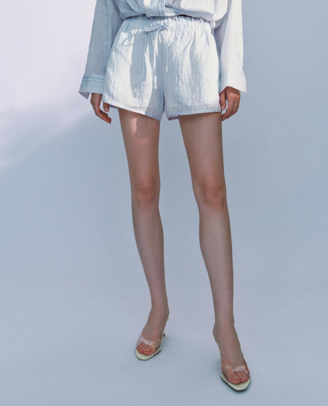 URBAN REVVO - Quần short ngắn nữ phối sọc Leisure