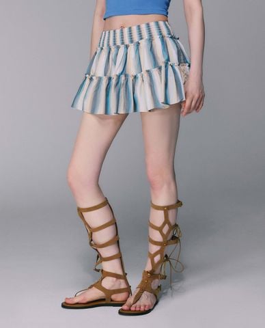  URBAN REVIVO - Chân váy chữ A mini xếp tầng lưng thun 