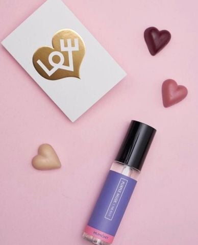  MUMCHIT - Nước hoa xịt quần áo Purple Musk 