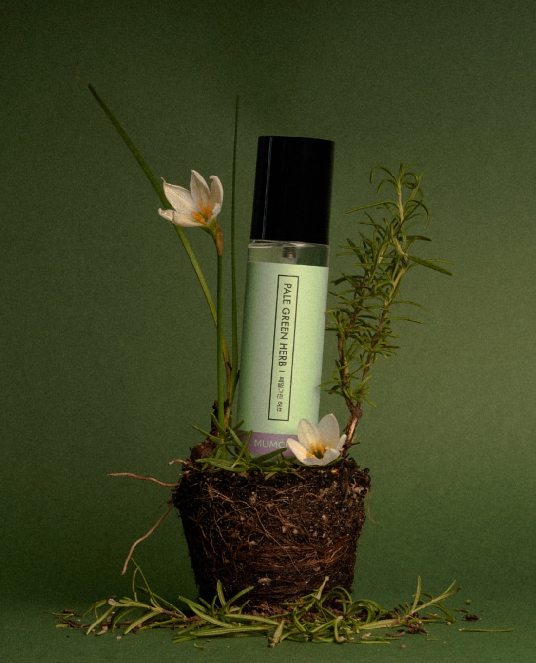 MUMCHIT - Nước hoa xịt quần áo Pale Green Herb