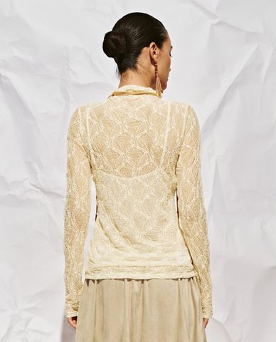  URBAN REVIVO - Áo kiểu nữ cổ đổ tay dài 