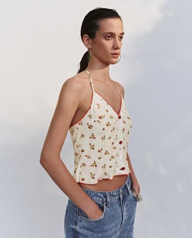  URBAN REVIVO - Áo hai dây nữ cổ yếm phối hoa nhí 