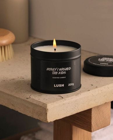  LUSH - Nến thơm Honey I Washed The Kids Single Wick 