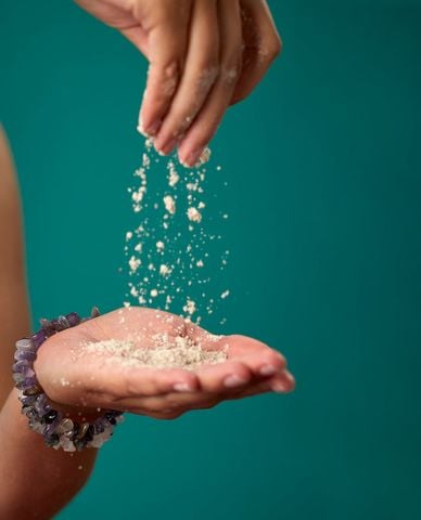 LUSH - Tẩy tế bào chết da mặt Aduki Washing Grains 
