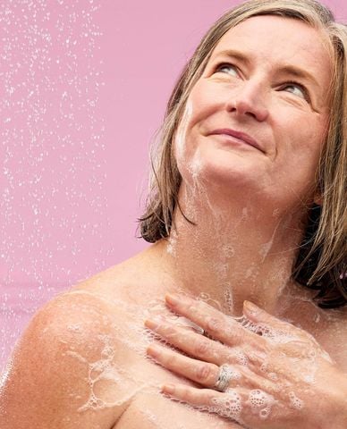  LUSH - Sữa tắm Snow Fairy 