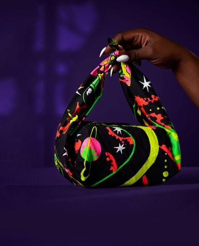  LUSH - Khăn vải Nice Planet, I'll Take It! 