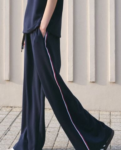  DEZUS - Quần nữ ống rộng lưng thun viền sọc Gila 