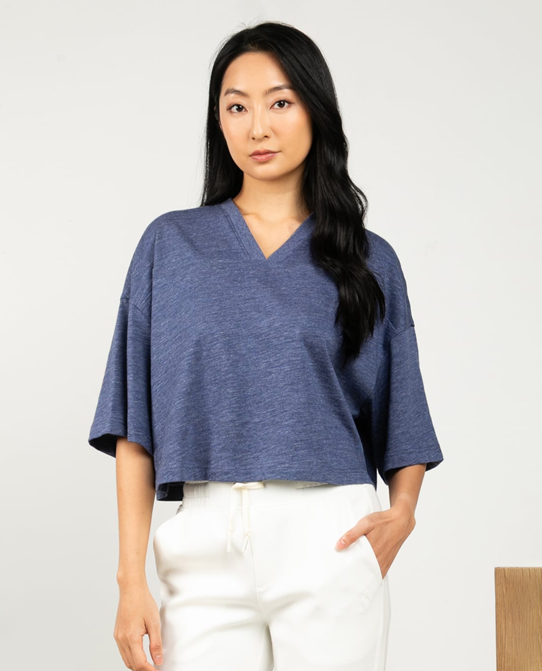 SKECHERS - Áo croptop nữ cổ V tay ngắn Authentic