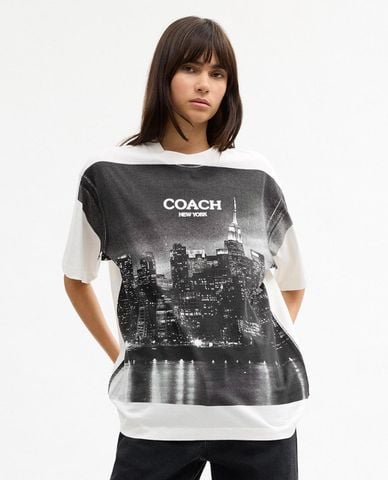  COACH - Áo thun nữ cổ tròn tay ngắn Postcard 