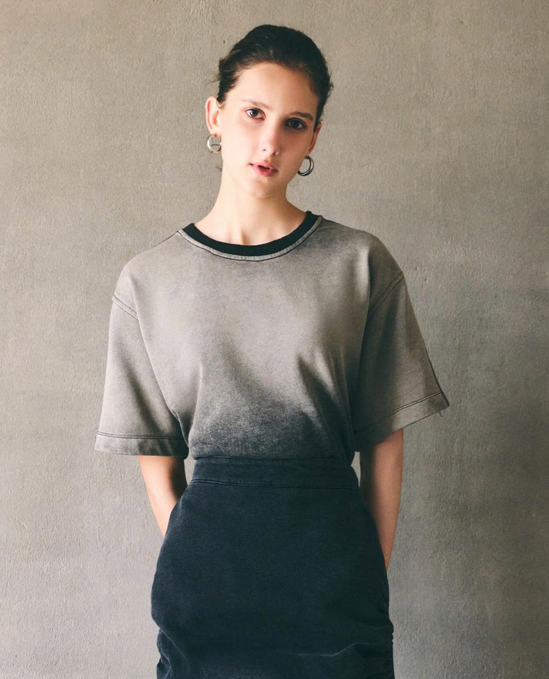 DEZUS - Áo thun nữ cổ tròn tay ngắn Be Happy