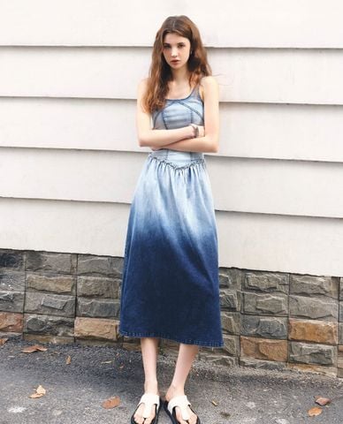  DEZUS - Đầm denim midi hai dây loang màu Jessica 