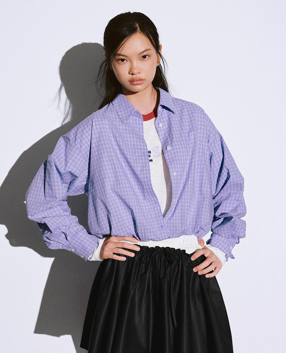 URBAN REVIVO - Áo sơ mi nữ tay dài bo gấu kẻ caro