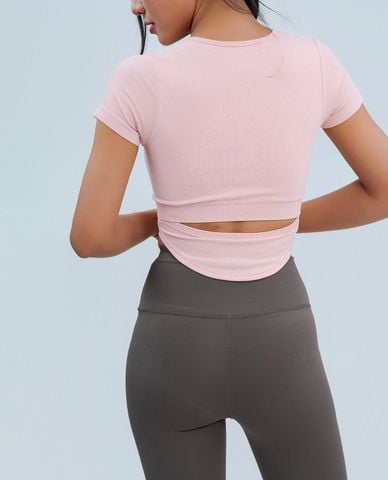 AZURA - Áo croptop nữ cổ U tay ngắn phom ôm 