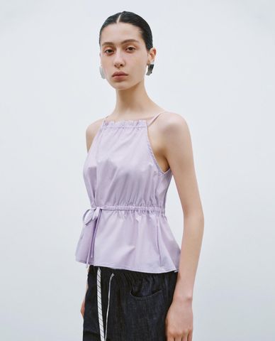  URBAN REVIVO - Áo hai dây nữ bản mảnh chiết eo 