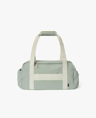  FILA - Túi gym nữ phom chữ nhật thời thượng 