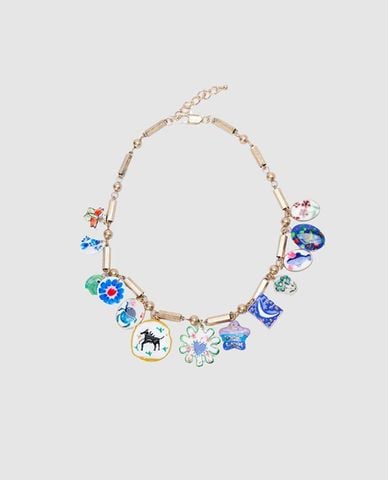  URBAN REVIVO - Vòng cổ nữ phối charm họa tiết 