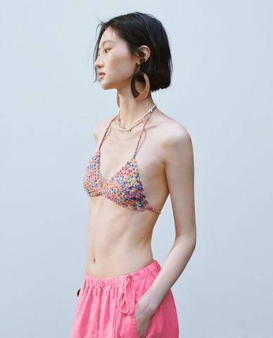  URBAN REVIVO - Áo kiểu bikini nữ móc len độc đáo 